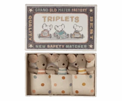 Maileg Drieling Baby Muis In Een Luciferdoosje